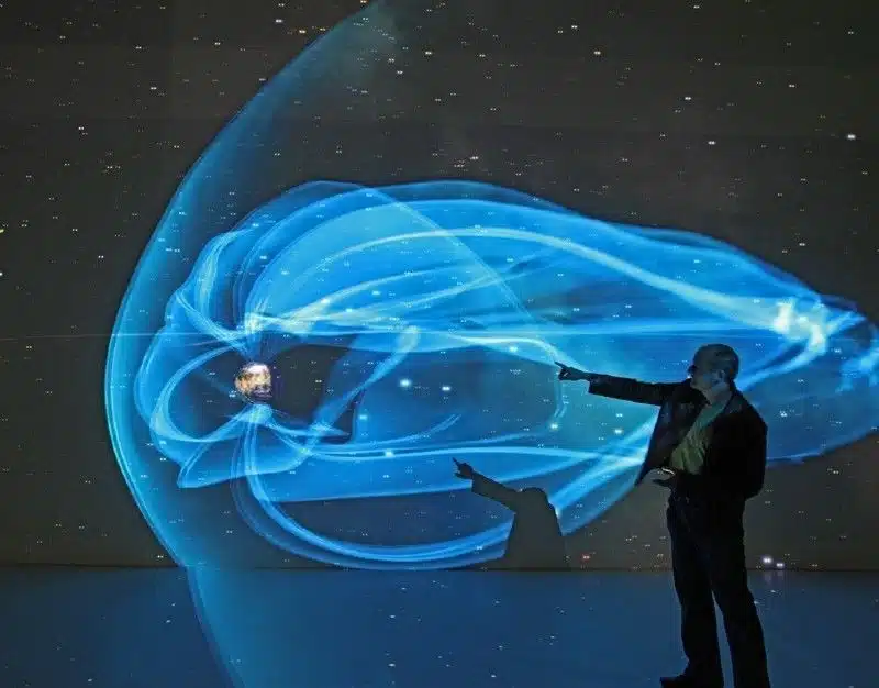 Dr. Hager hält astrologischen Vortrag